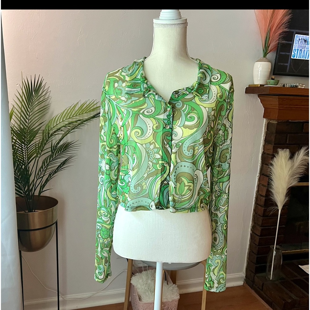 Vintage 💚 Sheer Green Abstract Long Sleeve Cropped Button Up Top •